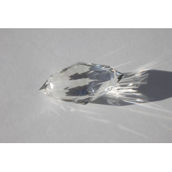 Vogel Cut Merlyn 144 Facetten Phi-Kristall 107g