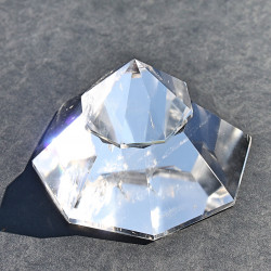 Metatron Pyramide 8-seitig mit Krone und Basis