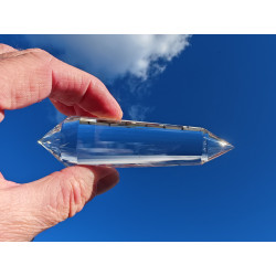 Amadeus 33 Facetten Vogel Cut Phi-Kristall mit Phantom und blauen Rutilen