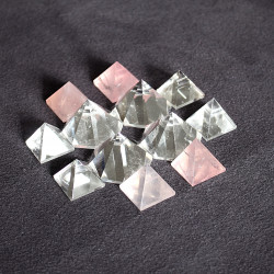 Light Phi Crystal Pyramid INANIA